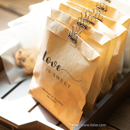 'Love is Sweet' Candy Pouches for Guests - 14d036d4